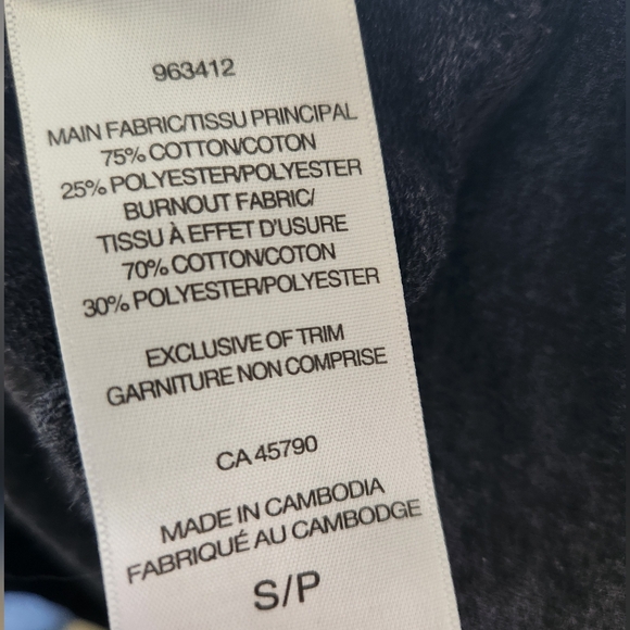 Danskin Sweatshirt with Kangaroo Pocket - Picture 3 of 4